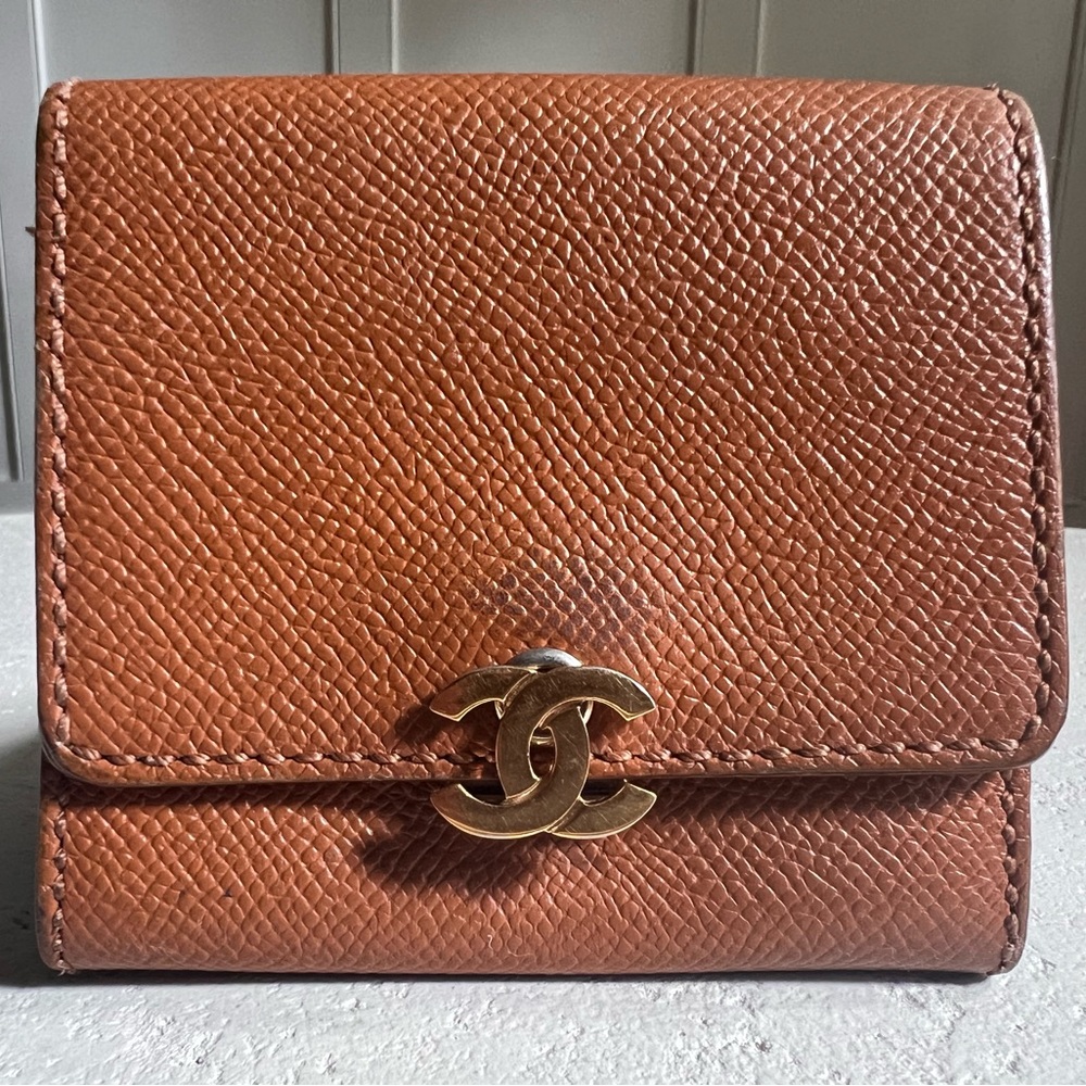 CHANEL Vintage CC Calfskin Leather Coin Card Case w/ Unbranded Gold Chain